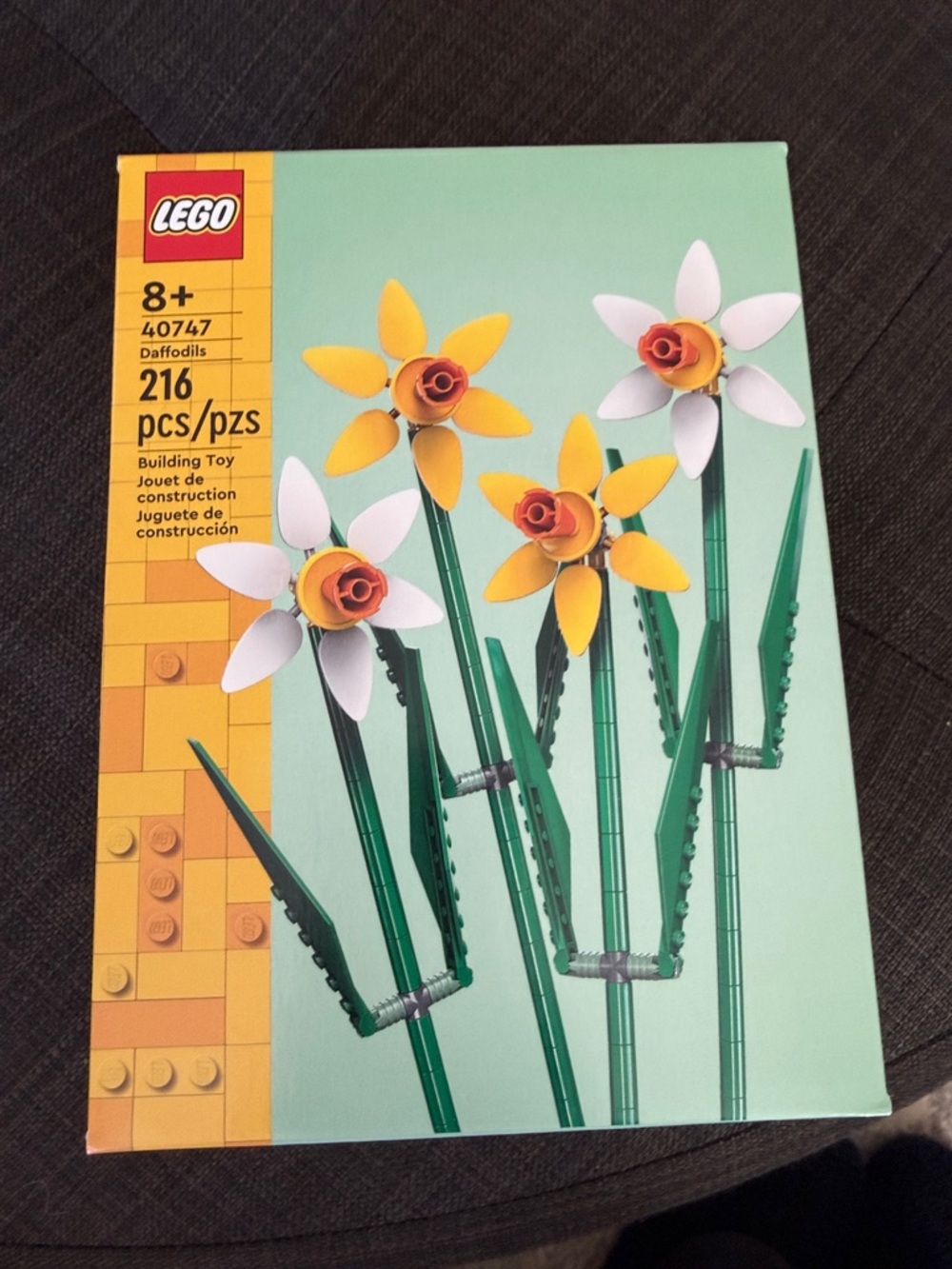 NEW 🌼 LEGO 40747 🌼 Daffodils Set with Yellow and White Blooms - Picture 2 of 5